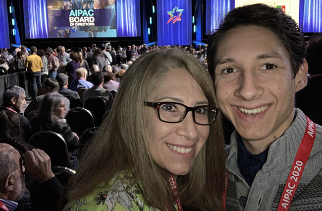 Derreck DaSilva (right) and his mom at the 2020 AIPAC conference in Washington, DC