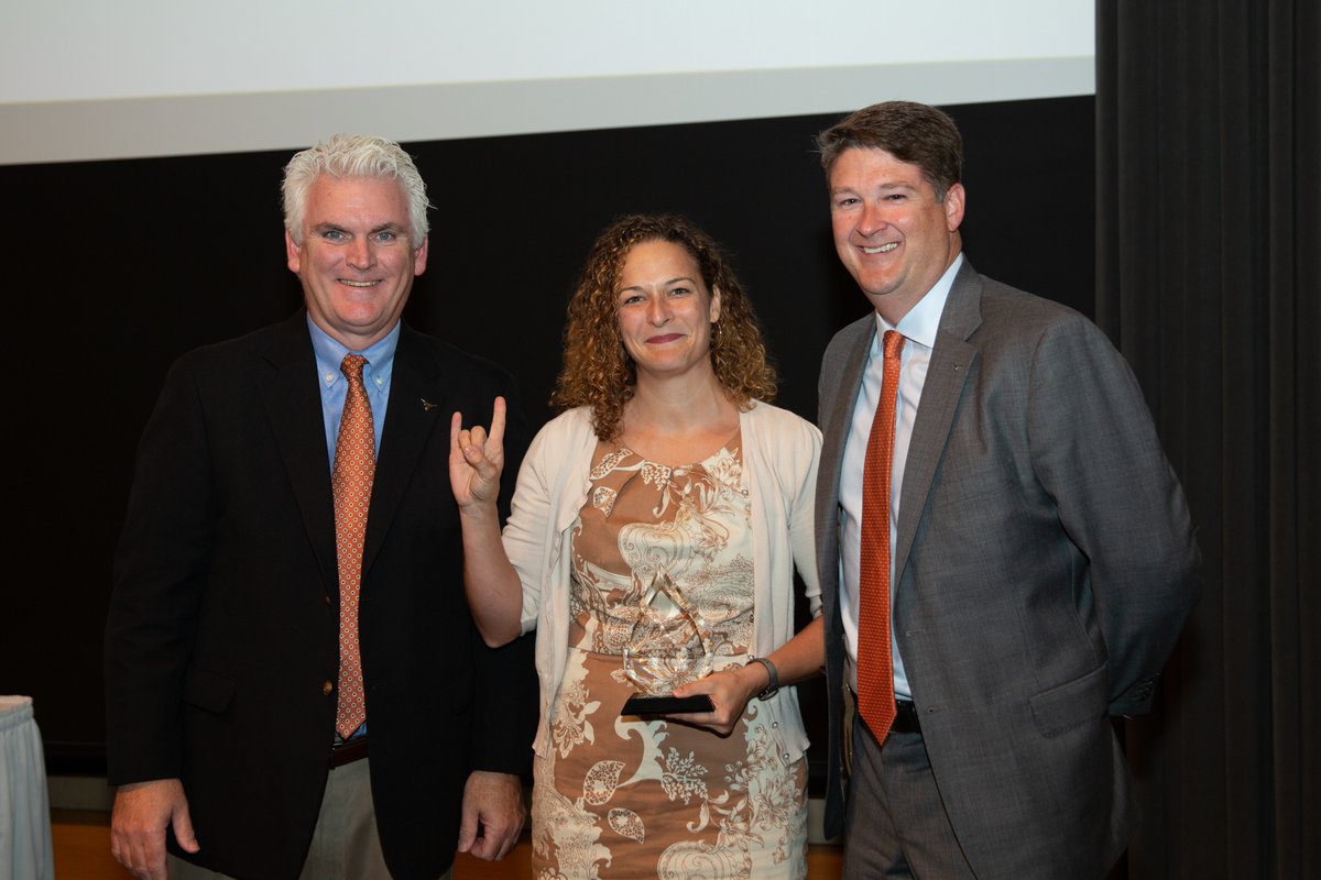 Laura Turner (MPAff '13) is honored by TEXAS Development at the 2018 Go BIGGER Awards