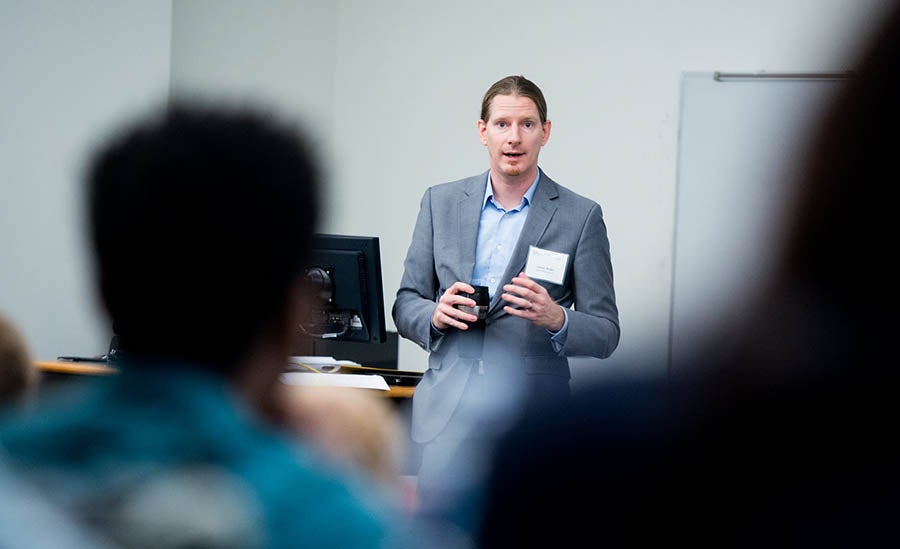 LBJ Senior Lecturer Lorinc Redei speaks to a group of incoming students during orientation in 2016