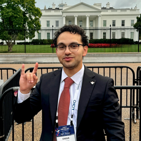 Omar Gamboa in front of the White House