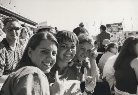 Becky McKnight hook 'em