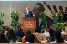 JR Speech