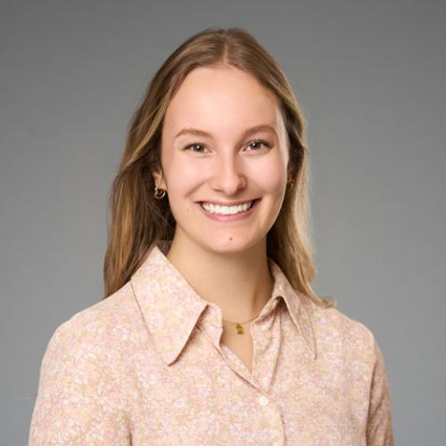 Macy Sproba