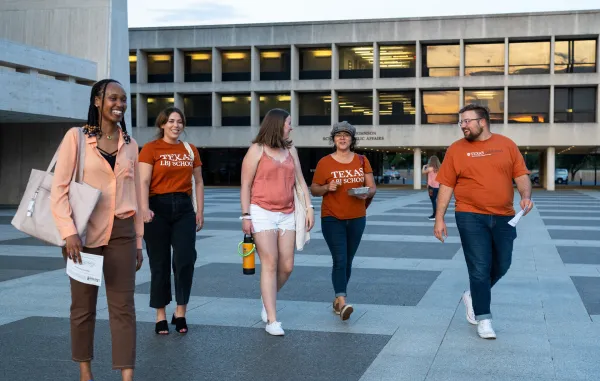 Students tour the LBJ School